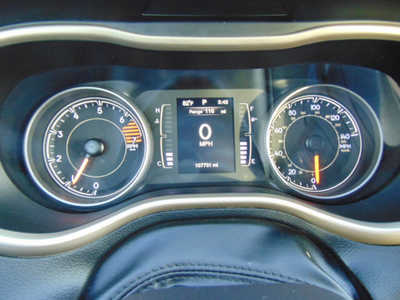 2016 Jeep Cherokee, $9995. Photo 11