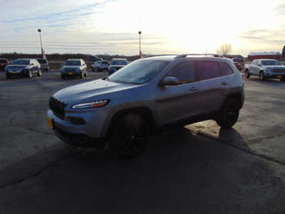 2016 Jeep Cherokee, $9995. Photo 3