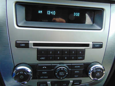 2010 Ford Fusion, $5995. Photo 7