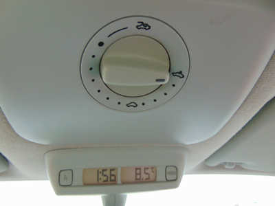 2003 Volkswagen New Beetle, $3995. Photo 11