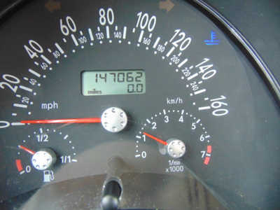 2003 Volkswagen New Beetle, $3995. Photo 8