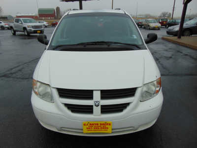 2005 Dodge Grand Caravan, $2595. Photo 6
