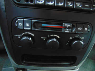 2005 Dodge Grand Caravan, $2595. Photo 8