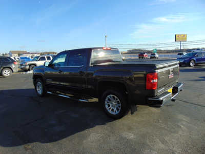 2014 GMC 1500 Crew Cab, $10495. Photo 4