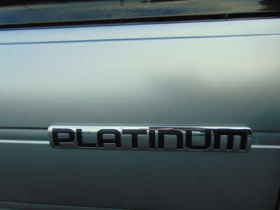 2012 Ford F150 Crew Cab, $10495. Photo 7