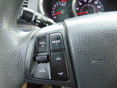 2013 Kia Sorento, $5495. Photo 10