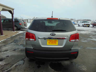 2013 Kia Sorento, $5495. Photo 5