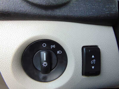 2012 Ford Fiesta, $4495. Photo 12