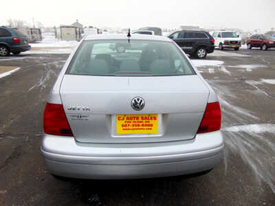 2001 Volkswagen Jetta, $4495. Photo 5