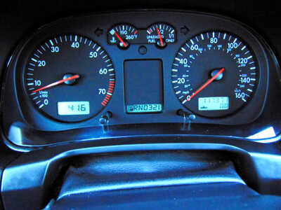 2001 Volkswagen Jetta, $4495. Photo 8