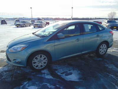 2012 Ford Focus, $4995. Photo 5