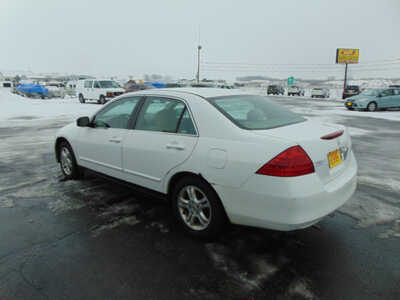 2007 Honda Accord, $1800. Photo 4