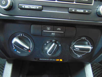 2013 Volkswagen Jetta, $5995. Photo 8