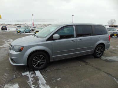 2015 Dodge Grand Caravan, $5495. Photo 5