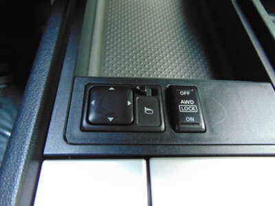 2004 Nissan Murano, $2595. Photo 9