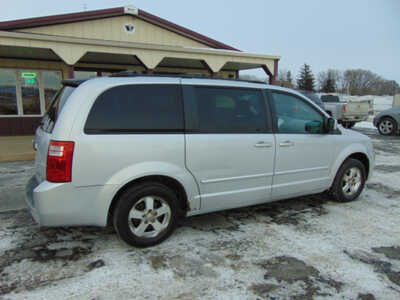 2009 Dodge Caravan, Grand, $3995. Photo 2