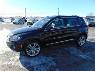 2012 Volkswagen Tiguan, $6495. Photo 5