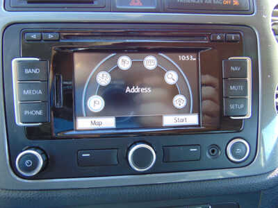 2012 Volkswagen Tiguan, $6495. Photo 8