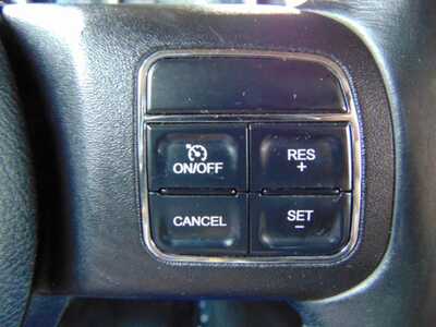 2011 Jeep Grand Cherokee, $5495. Photo 10