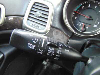 2011 Jeep Grand Cherokee, $5495. Photo 11