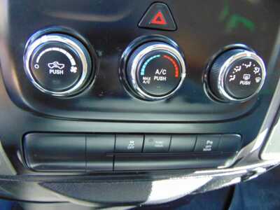 2016 RAM 1500 Ext Cab, $7995. Photo 9