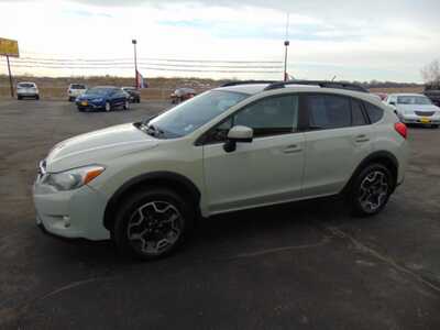 2015 Subaru XV Crosstrek, $3495. Photo 5