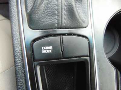 2015 Hyundai Sonata, $1995. Photo 11