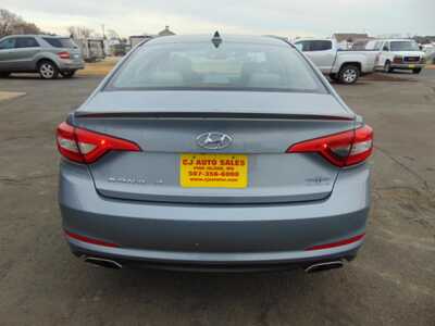 2015 Hyundai Sonata, $1995. Photo 3