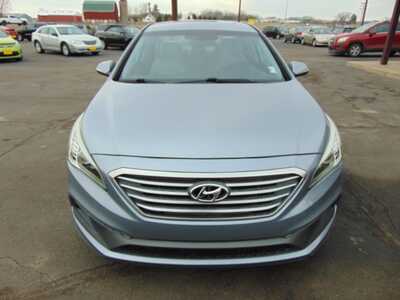 2015 Hyundai Sonata, $1995. Photo 6