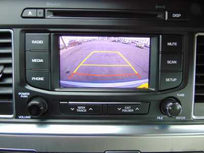 2015 Hyundai Sonata, $1995. Photo 8