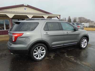 2012 Ford Explorer, $5995. Photo 2