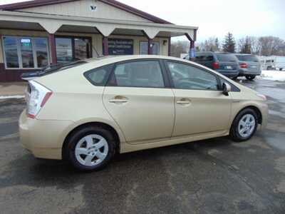 2011 Toyota Prius, $3995. Photo 2