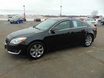 2017 Buick Regal, $11495. Photo 5