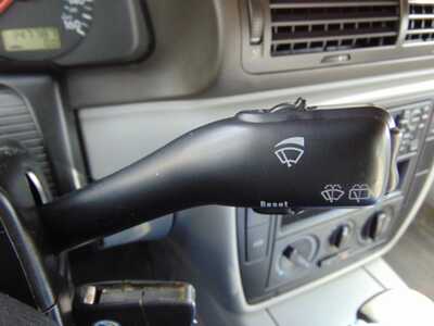 2001 Volkswagen Passat, $2595. Photo 9