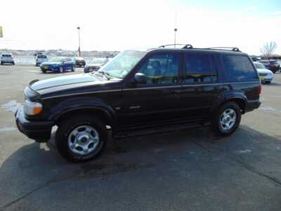 2000 Ford Explorer, $2995. Photo 5