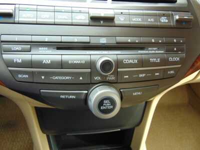2009 Honda Accord, $5495. Photo 9