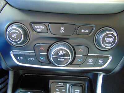 2014 Jeep Cherokee, $5995. Photo 11