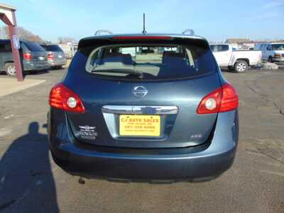 2015 Nissan Rogue, $5995. Photo 3