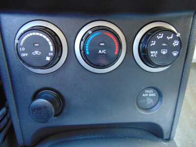 2015 Nissan Rogue, $5995. Photo 9