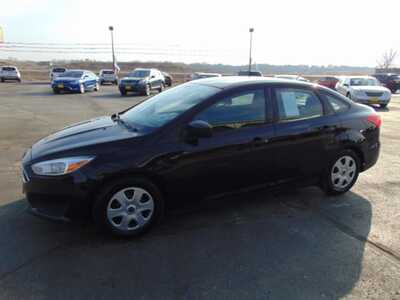 2016 Ford Focus, $5995. Photo 5