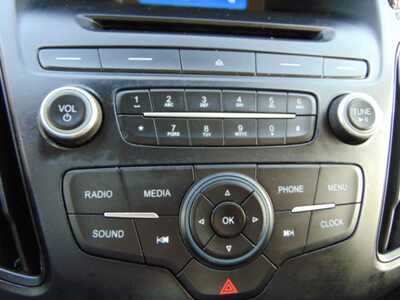 2016 Ford Focus, $5995. Photo 9