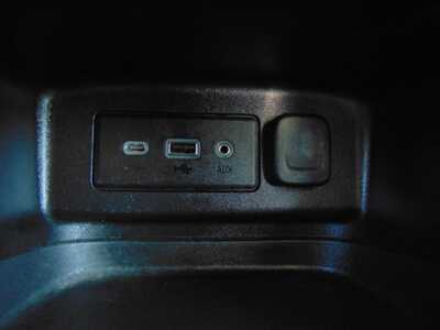 2019 Chevrolet Equinox, $8995. Photo 10