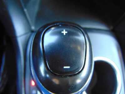 2019 Chevrolet Equinox, $8995. Photo 12