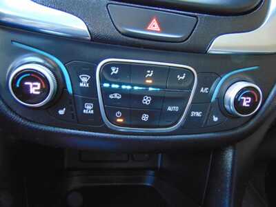 2019 Chevrolet Equinox, $8995. Photo 9