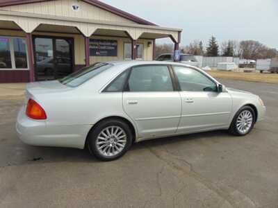 2000 Toyota Avalon, $2495. Photo 2