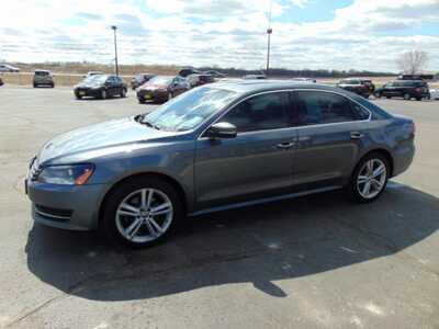 2014 Volkswagen Passat, $7995. Photo 5