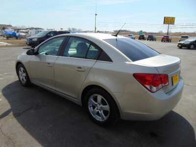 2013 Chevrolet Cruze, $5795. Photo 4