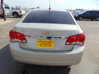 2013 Chevrolet Cruze, $5795. Photo 5