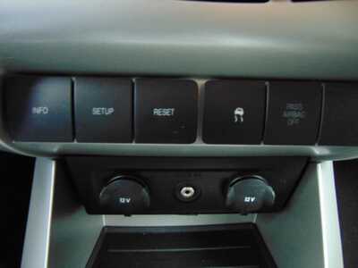 2011 Ford Focus, $5495. Photo 10