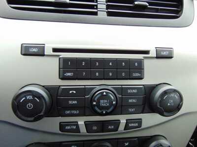2011 Ford Focus, $5495. Photo 8